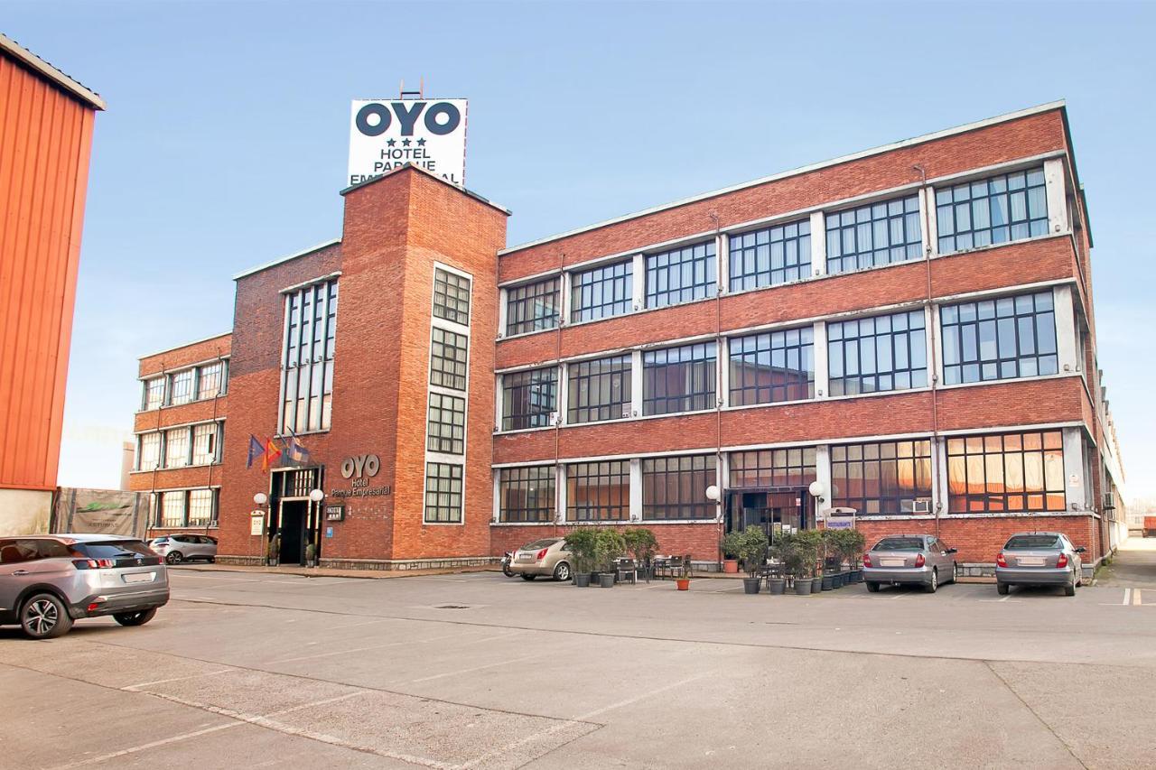 OYO Hotel Parque Empresarial Avilés Exterior foto
