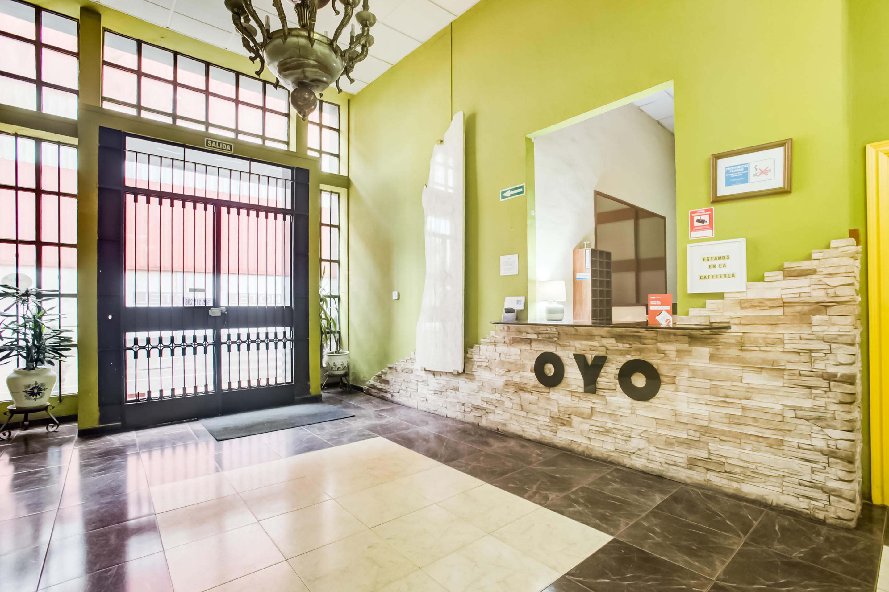 OYO Hotel Parque Empresarial Avilés Exterior foto