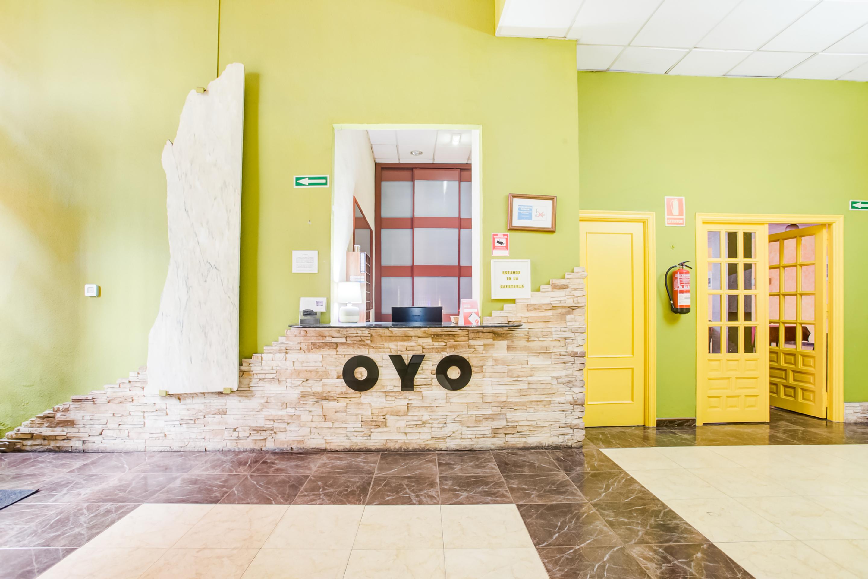 OYO Hotel Parque Empresarial Avilés Exterior foto