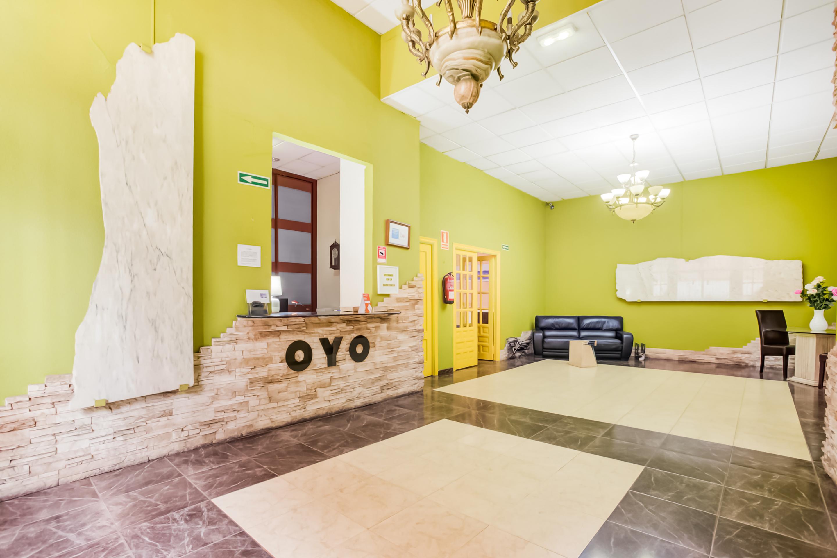 OYO Hotel Parque Empresarial Avilés Exterior foto
